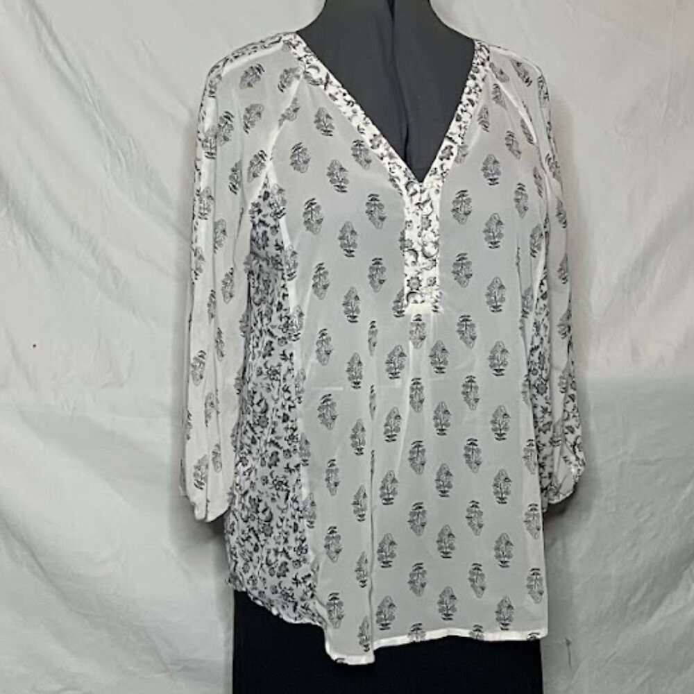Maurices Sheer Peasant Top with Elastic Cuffs Sheer Vneck Casual XL